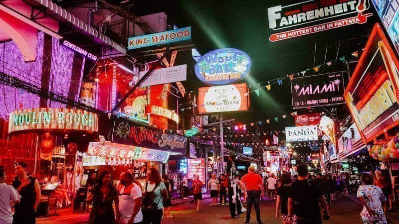 Pattaya gece hayatı, bar, clup, tayland