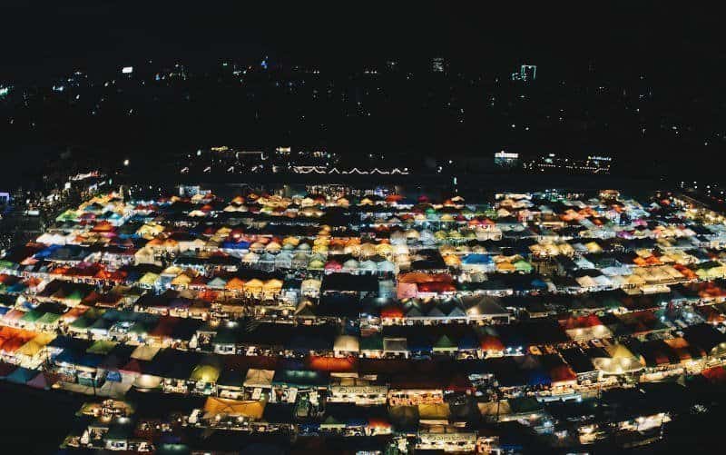 Srinakarin, gece marketi, bangkok