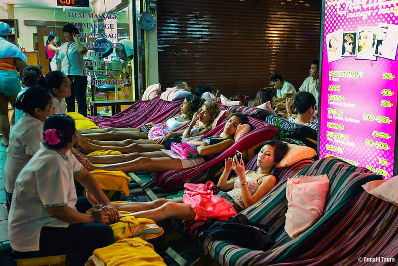 Bangkok gece hayatı, tayland, kulüp, bar, masaj salonu, tay masajı, Bangkok'da ne yapılır
