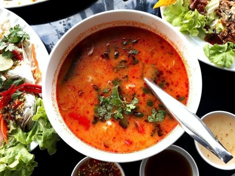 Tom Yum Tay yemeği