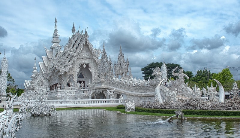 white temple, chiang rai, tayland beyaz tapınak, tayland turistik yerler